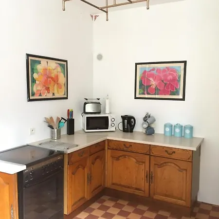 Le Figuier Bed & Breakfast 3*